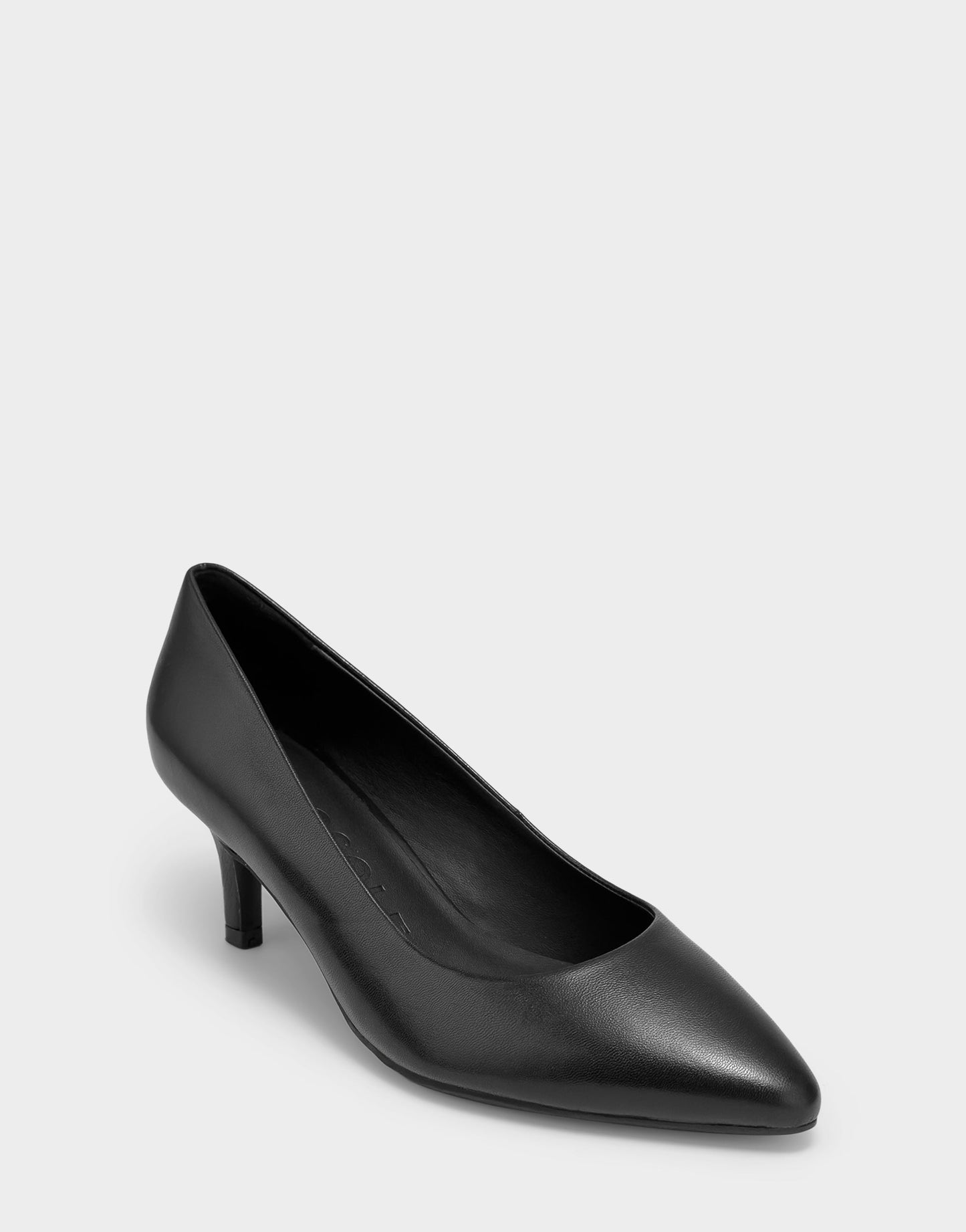 Aerosoles Women's Kitten Heel Pump in Black Leather