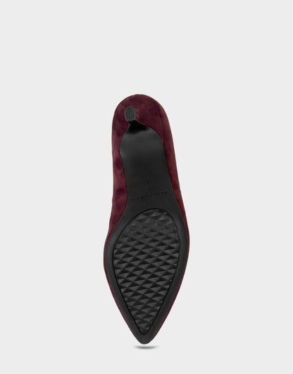 Aerosoles Women's Kitten Heel Pump in Fig Suede