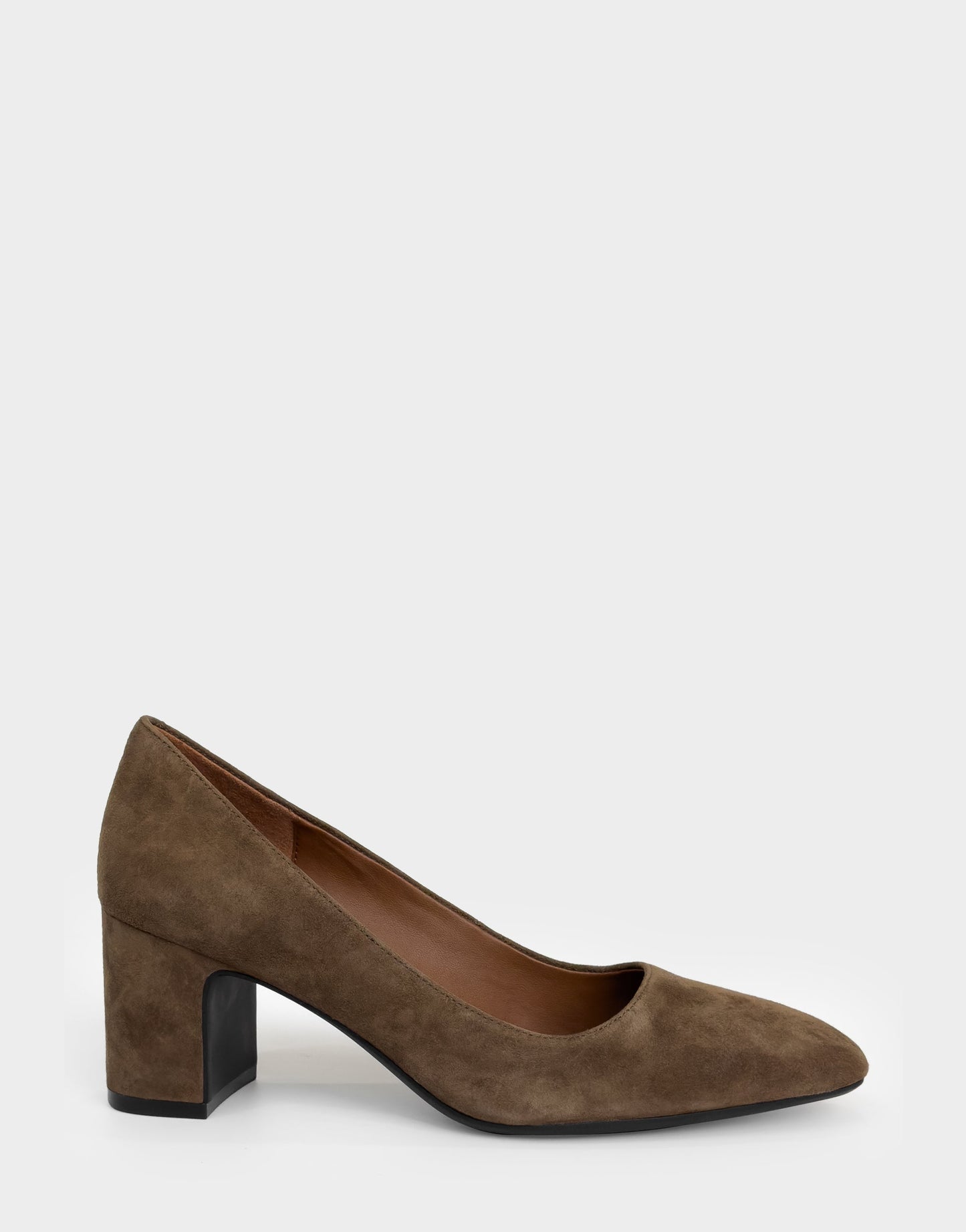 Aerosoles Women's Pump in Mocha Suede