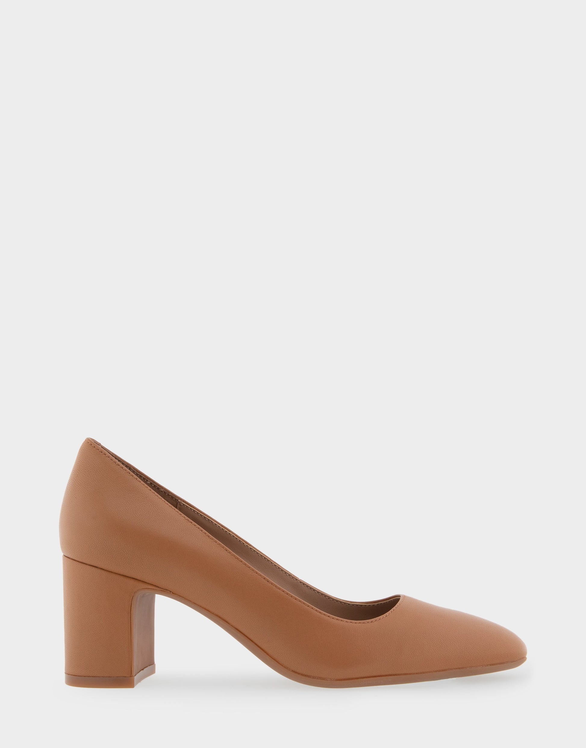 Aerosoles Minetta Tan Leather Mid-Heel Pump