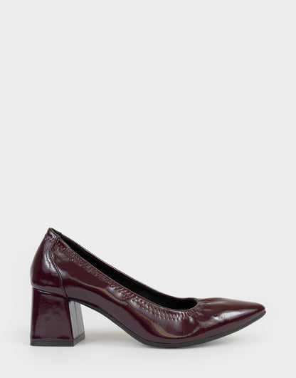 Aerosoles Women's Pump in Merlot Stretch Crinkle Patent