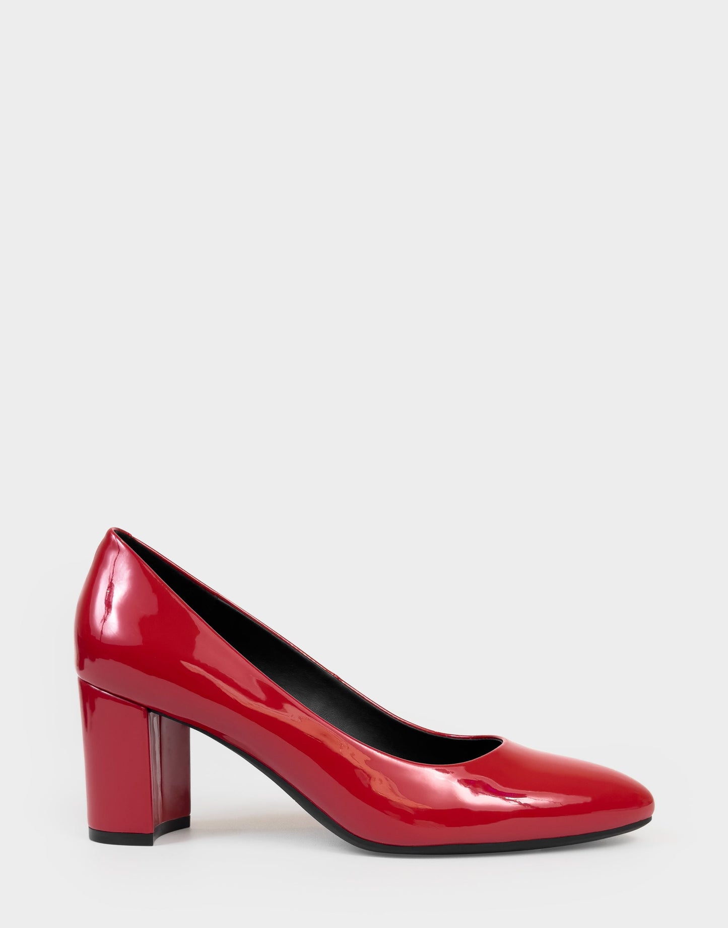 Aerosoles Women's Pump in Racing Red Patent