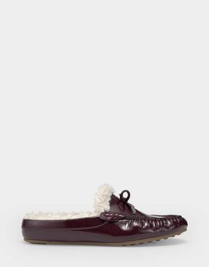 Aerosoles Women's Loafer Mule in Merlot Crinkle Patent/Shearling