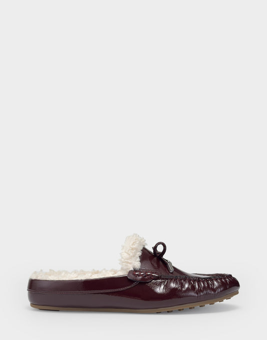 Aerosoles Women's Loafer Mule in Merlot Crinkle Patent/Shearling