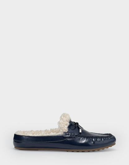 Aerosoles Women's Loafer Mule in Navy Crinkle Patent/Shearling