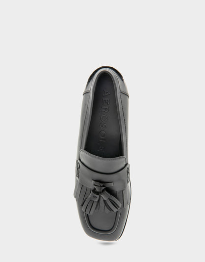 Aerosoles Women's Flatform Loafer in Black Faux Leather