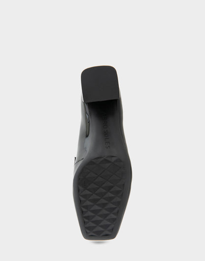 Aerosoles Women's Heeled Loafer in Black Patent