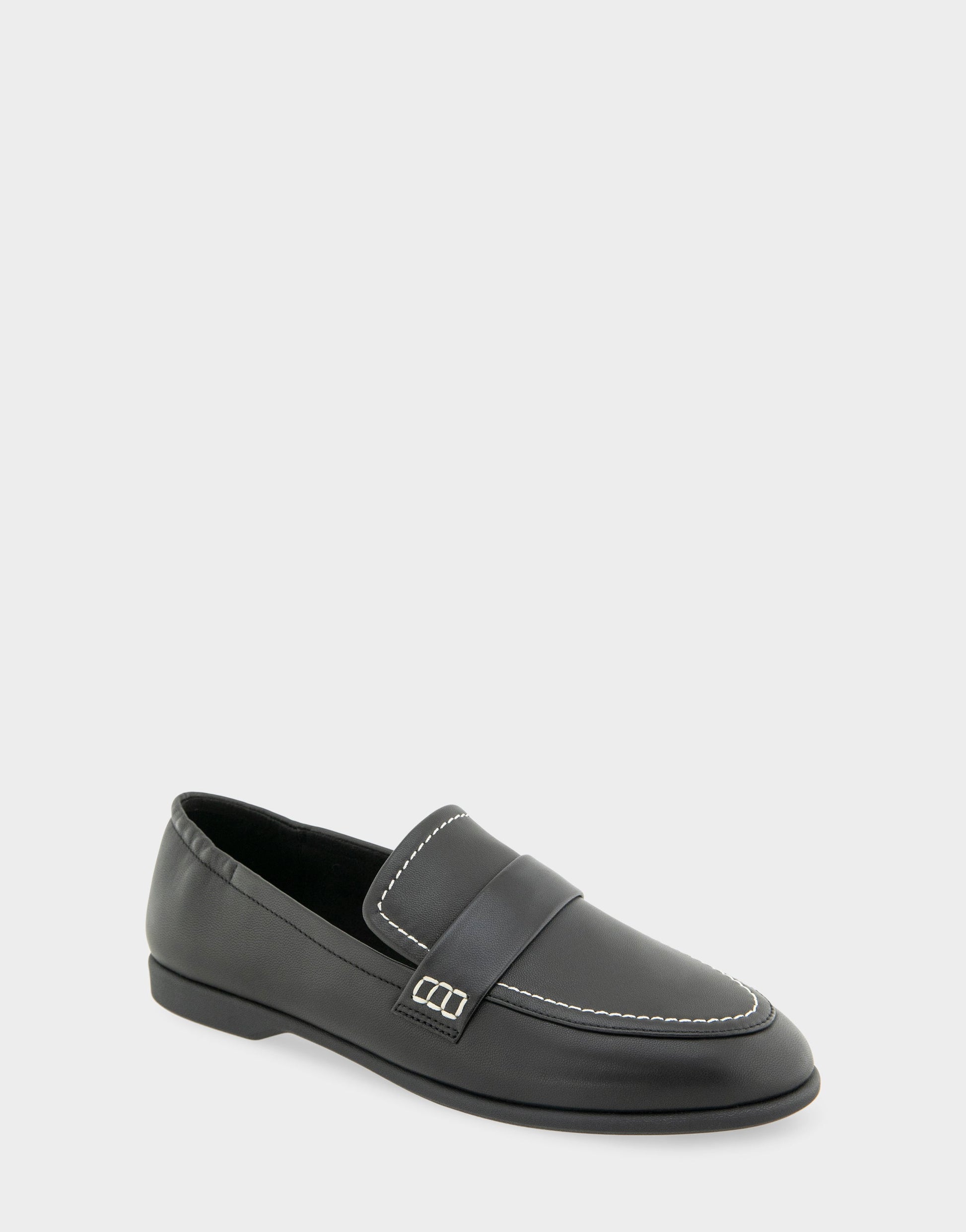 Aerosoles Women's Loafer in Black Leather