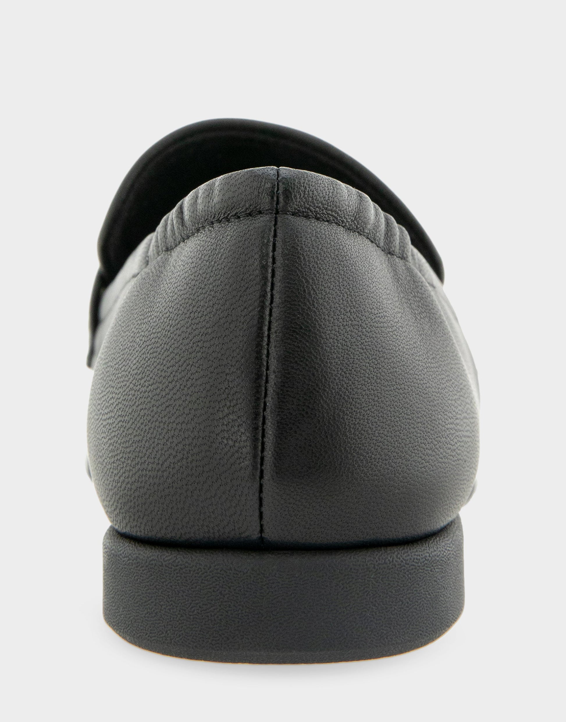 Aerosoles Women's Loafer in Black Leather