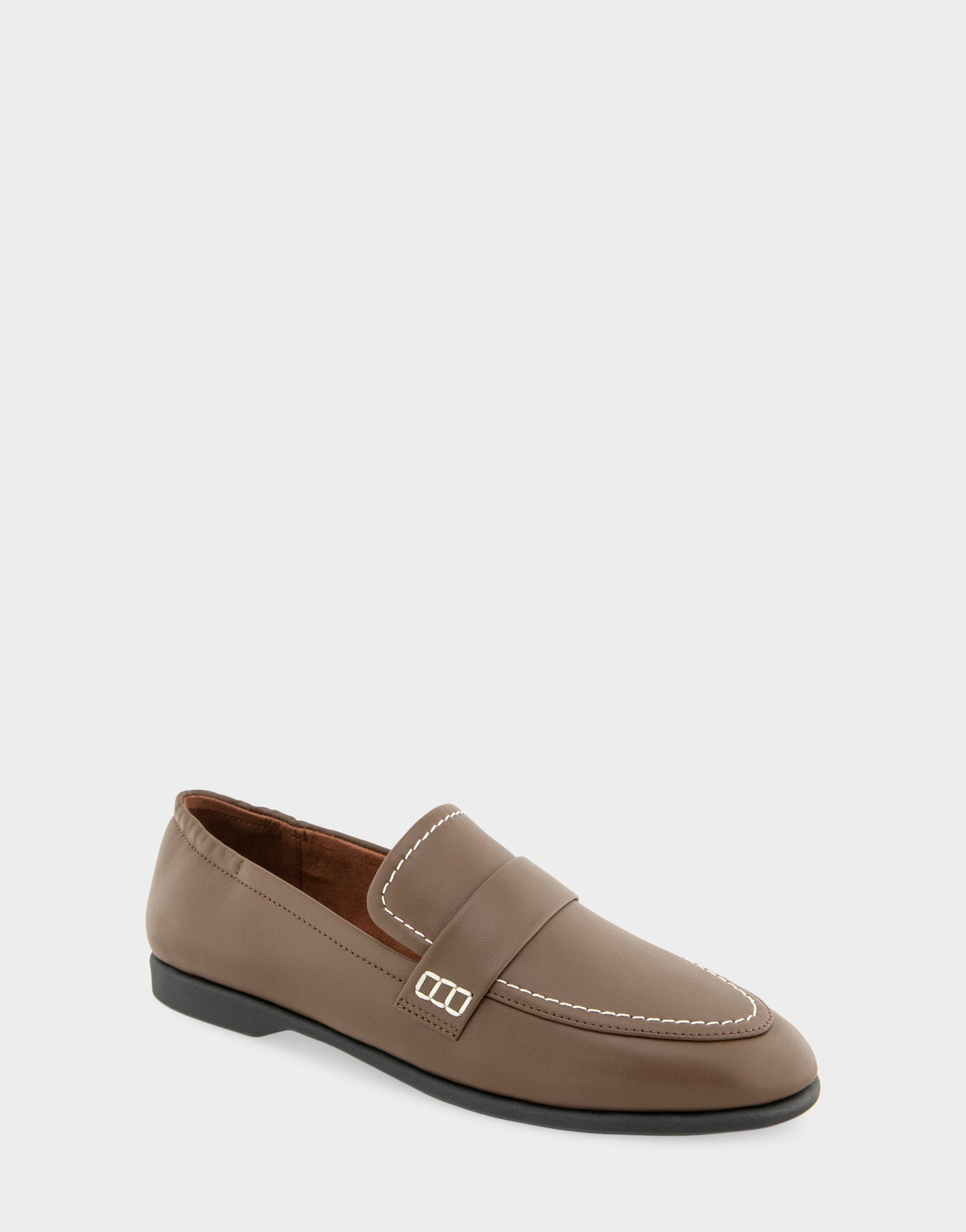 Aerosoles Women's Loafer in Mocha Leather