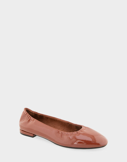 Aerosoles Women's Ballet Flat in Sequoia Crinkle Patent