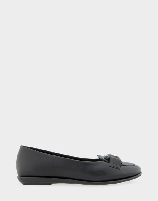 Aerosoles Women's Ballet Flat in Black Faux Leather