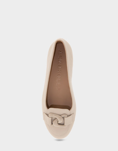 Aerosoles Women's Ballet Flat in Stone Faux Leather