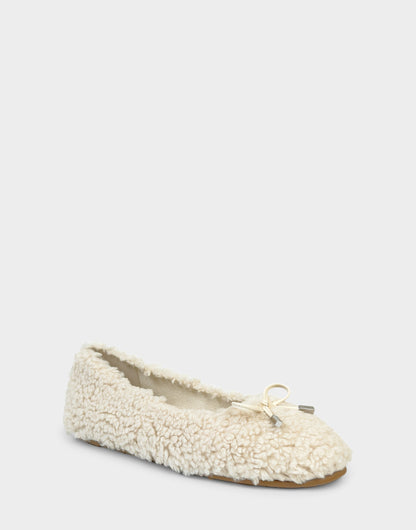 Aerosoles Women's Ballet Flat in Natural Faux Shearling