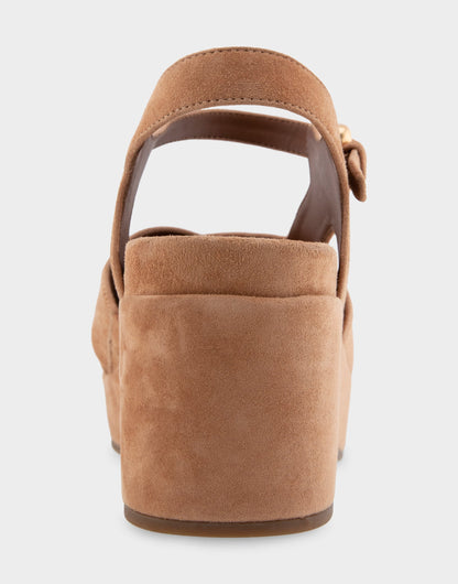 Aerosoles Comfortable Women's Platform Sandals in Tan Suede