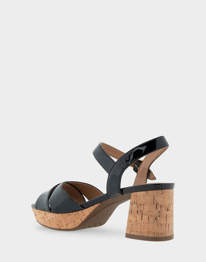 Aerosoles Comfortable Women's Crisscross Platform Sandal in Black Patent Faux Leather