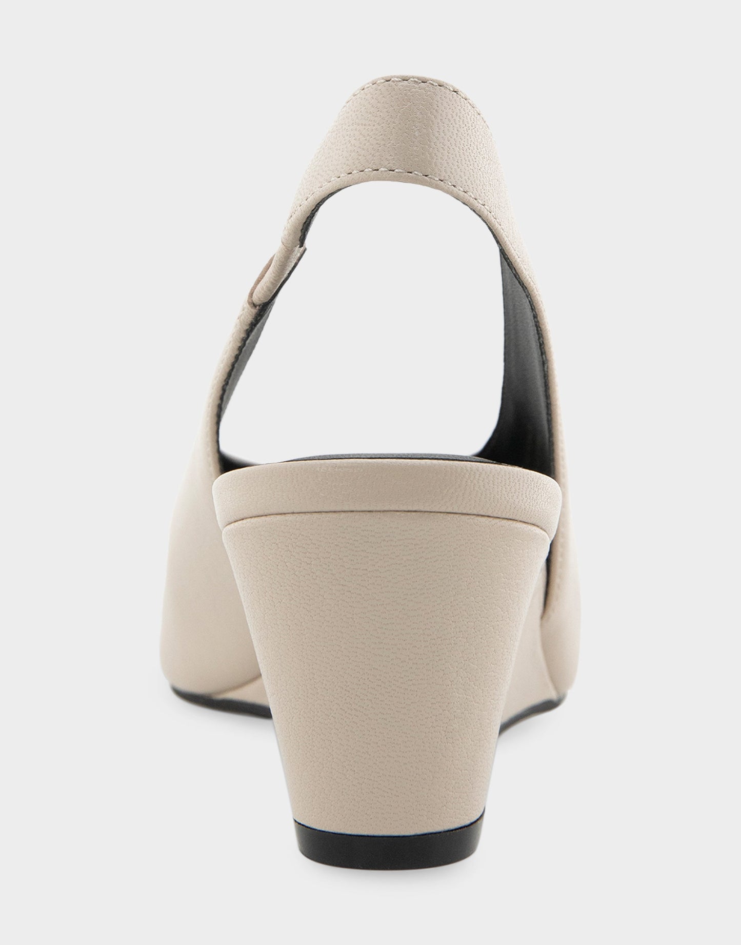 Aerosoles Comfortable Women's Slingback In Beige Suede