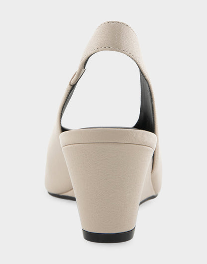 Aerosoles Comfortable Women's Slingback In Beige Suede