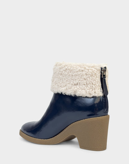 Aerosoles Comfortable Women's Wedge Bootie In Navy Patent Faux Leather