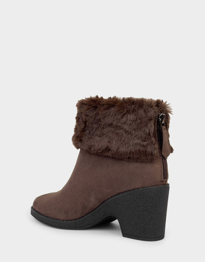 Aerosoles Comfortable Women's Wedge Bootie In Brown Faux Suede