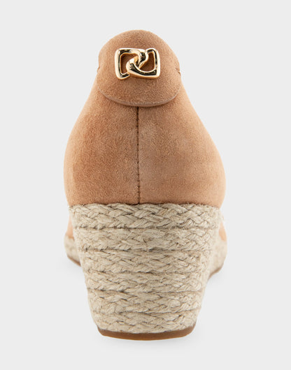 Aerosoles Comfortable Women's Wedge Heels in Tan Suede