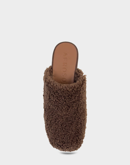 Aerosoles Comfortable Women's Clog In Brown Faux Shearling