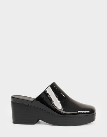 Aerosoles Comfortable Women's Clog In Black Patent Faux Leather