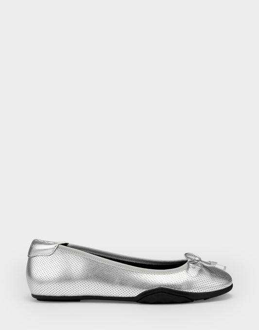 Aerosoles Comfortable Women's Sneakerina Flat In Silver Faux Leather