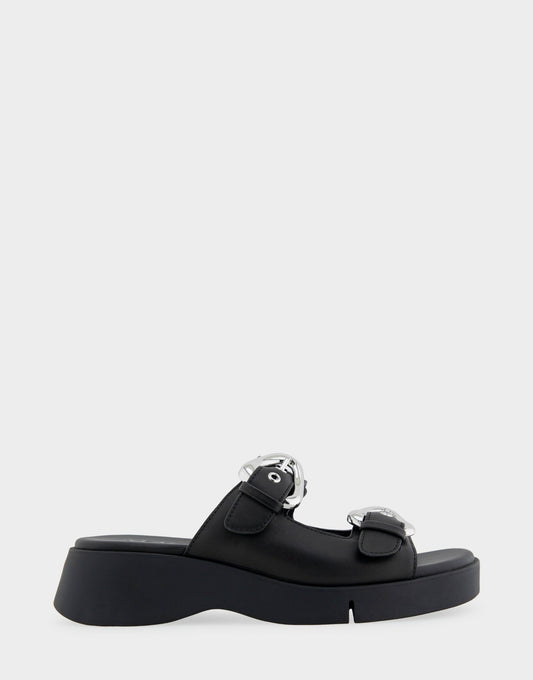 Aerosoles Comfortable Women's Walking Sandal in Black Leather