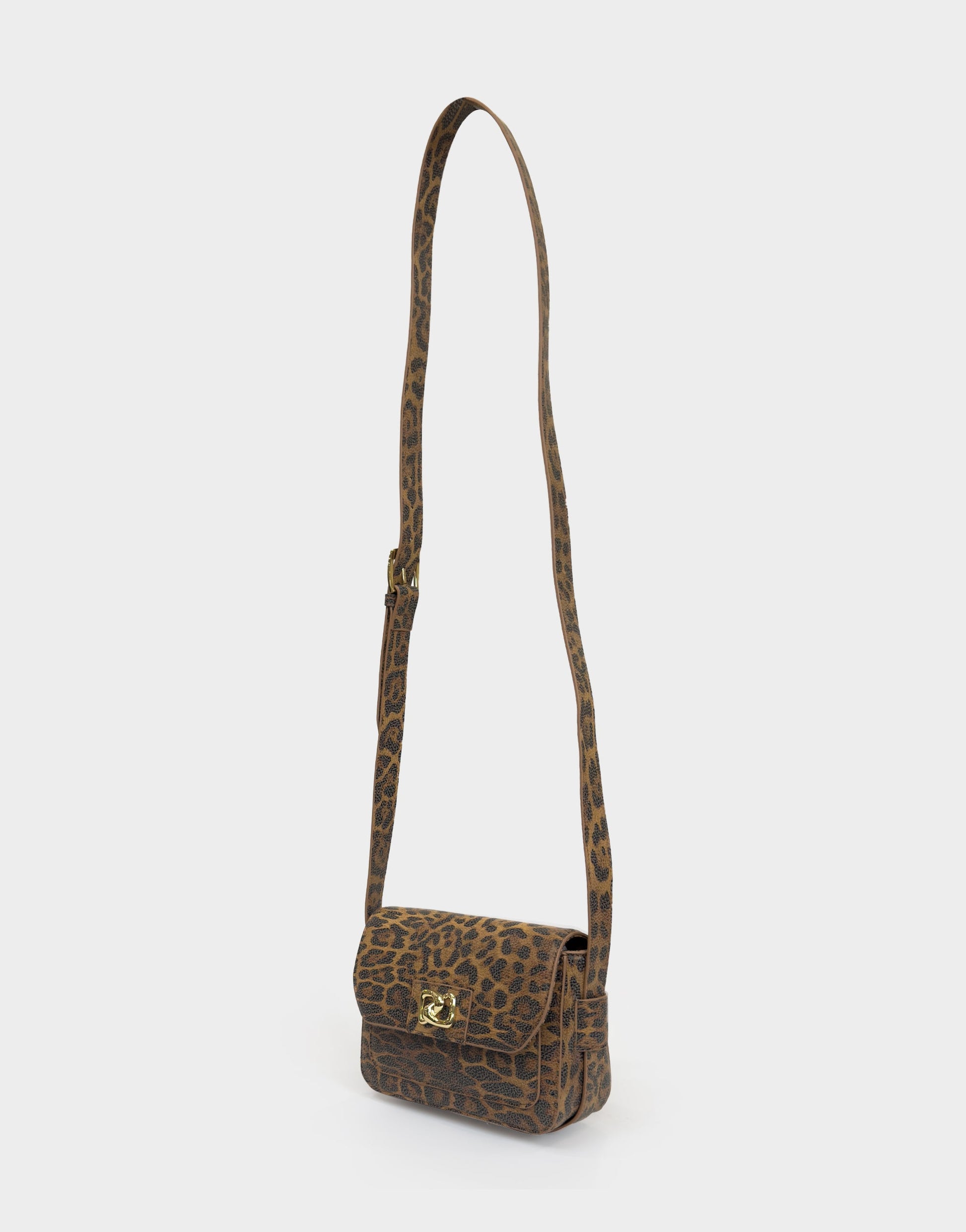 Aerosoles Women's Flap Shoulder Bag